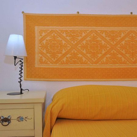 B&B Mare Della Gallura Badesi Exterior photo