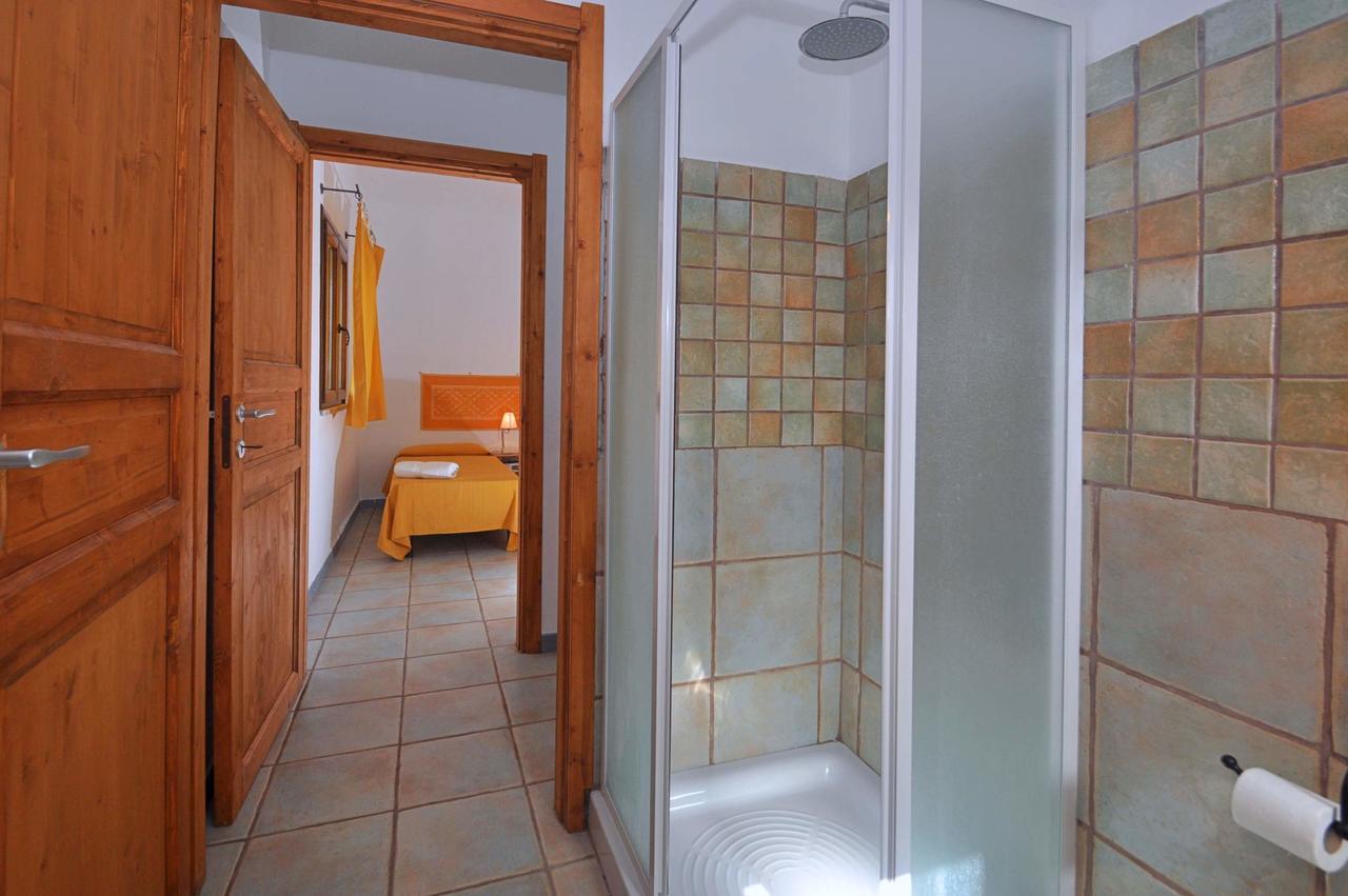 B&B Mare Della Gallura Badesi Exterior photo