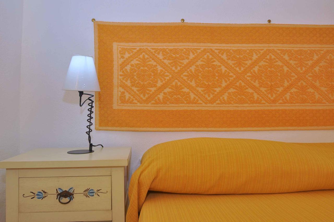 B&B Mare Della Gallura Badesi Exterior photo